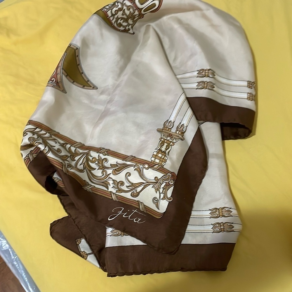 Michele Paris Brown and Cream Scarf - Picture 8 of 13